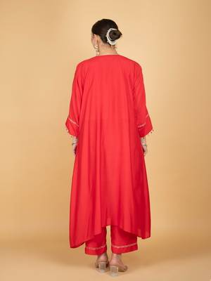 Red floral embroidered cotton silk Kurta Set 3