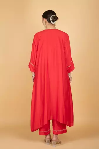 Red floral embroidered cotton silk Kurta Set