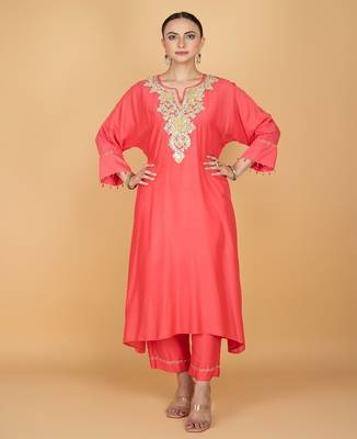 Pink floral embroidered cotton silk Kurta Set 2