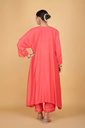 Pink floral embroidered cotton silk Kurta Set