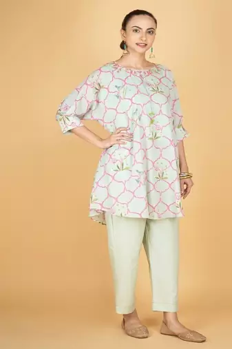 Green floral printed cotton kurta set