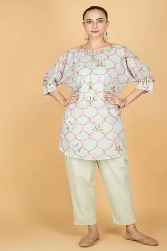 Green floral printed cotton kurta set
