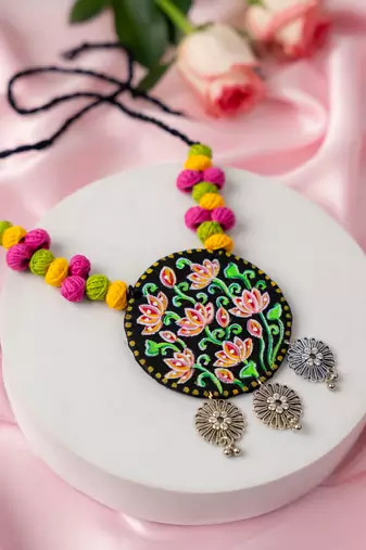 Spring bloom pendant