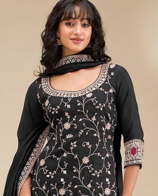 Black embroidered faux chiffon salwar suit 2