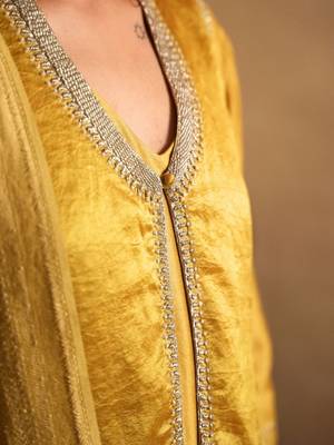 Lime-green plain chanderi kurta set 4