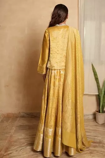 Lime-green plain chanderi kurta set