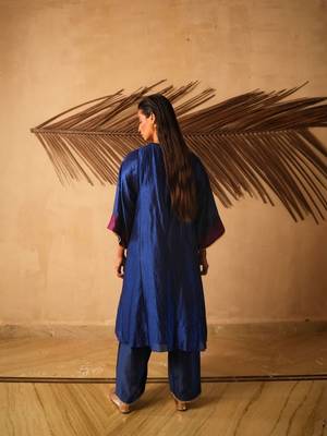 Navy-blue embroidered dupion silk kurta set 4