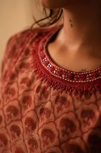 Maroon embroidered cotton kurta set