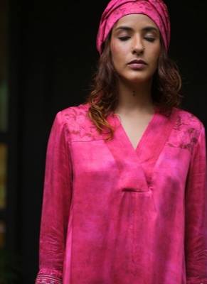 Pink  plain satin kurta set 4