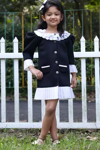 Black plain cotton dress