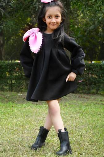 Black plain cotton dress