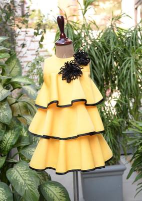 Yellow embroidered cotton dress 1