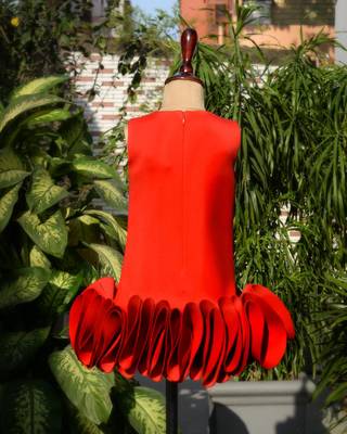 Red embroidered cotton dress 2