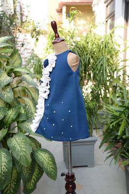Blue embroidered cotton dress 3