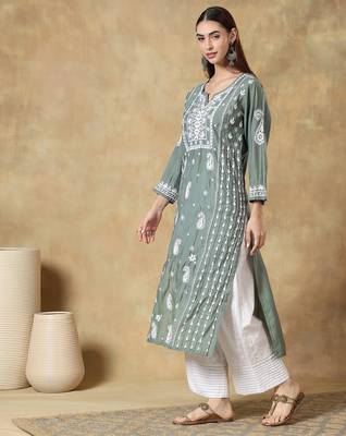 Women's floral silk embroidered round neck chikankari kurti 5