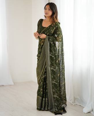 georgette printed foil work with small zalar lace saree & unstitched blouse piece 3