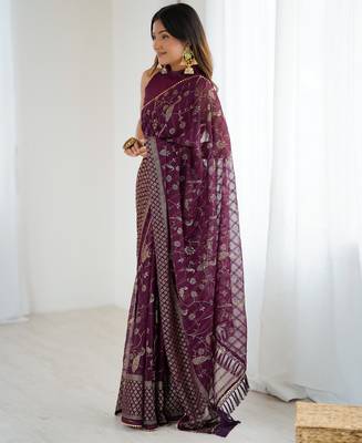 georgette printed foil work with small zalar lace saree & unstitched blouse piece 3
