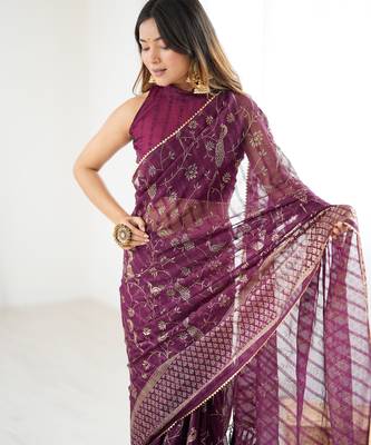 georgette printed foil work with small zalar lace saree & unstitched blouse piece 5