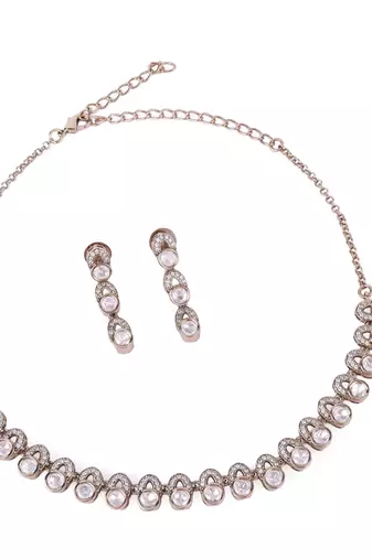 Glimmery round shape cz studded gold plated choker necklace set with maangikka for women and girls