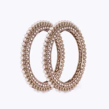 Pretty glimmery round shape gold plated brown stone set of 2 bangles for women 4