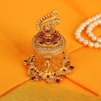 Traditional leaf and peacock and paisley gold plated brass set of 2 combo sindoor dani/dibbi for women 3
