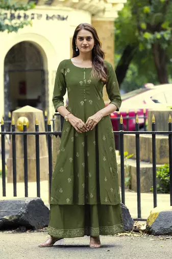 Women Heavy Rayon Kurta With Palazzo