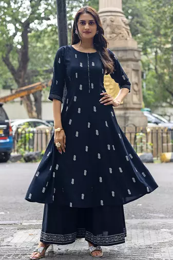 Women Heavy Rayon Kurta With Palazzo