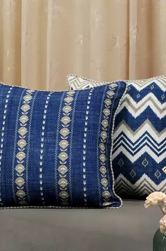 Buta Print Throw Cushion Cover: Poly Slub Linen Cushion, 18x18