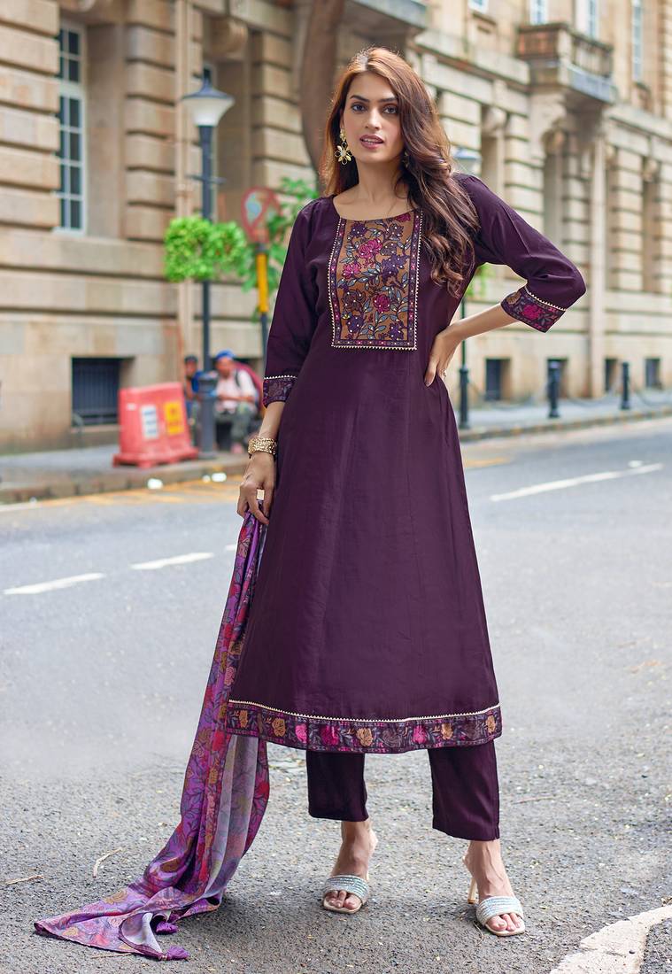 Women Modal Silk Handwork Kurta With Pant & Dupatta