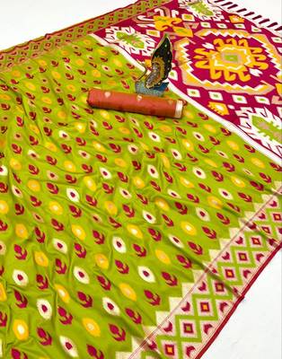 Soft silk saree with zari weawing meenakari rich pallu and unique ikkat border 2