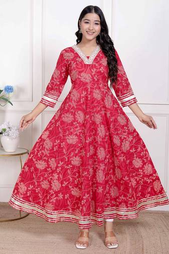 Doriyaan women's red jaipuri printed cotton ethnic anarkali kurta
