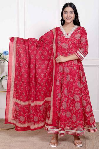 Doriyaan women's red embroidered anarkali kurta and dupatta 