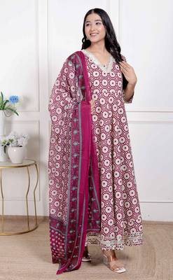  women's cream embroidered cotton anarkali kurta and dupatta 2