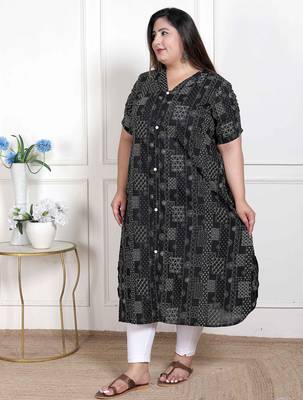  womens plus size pure cotton black floral printed front button a-line kurta 3