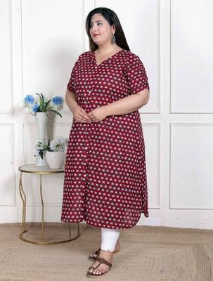  womens plus size relaxed fit red floral printed a-line pure cotton kurta 2