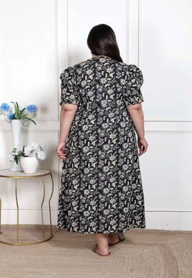 Plus size pleated puff sleeve floral pure cotton black and white butterfly maxi dress 4