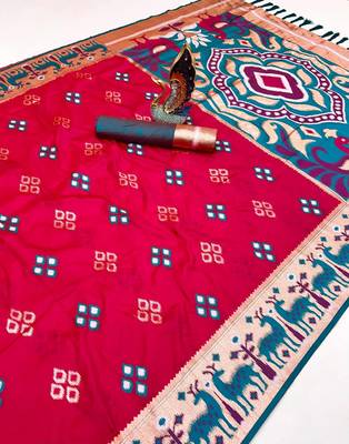 Pink soft saree with zari weawing meenakari rich pallu and unique ikkat border 1