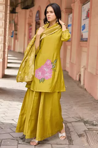 Women Russian Silk Work Hand & Thread straight  Kurta With Palazzo & Dupatta