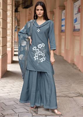 Women Russian Silk Work Hand & Thread straight  Kurta With Palazzo & Dupatta 3