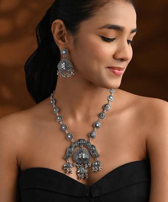 Oxidised silver plated traditional statement necklace set with earrings for women  1