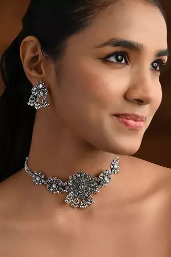 Oxidised floral design statement necklace set with earrings for women (mc239ox)