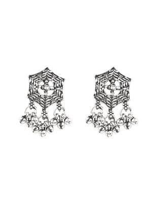Oxidised silver plated hexagon floral motif necklace set with earrings for women  4