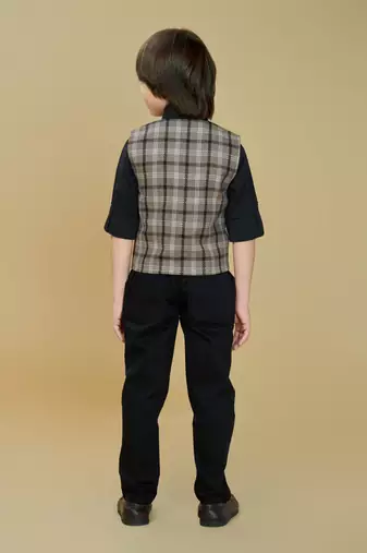Cotton woven checks shirt trouser waistcoat set-brown
