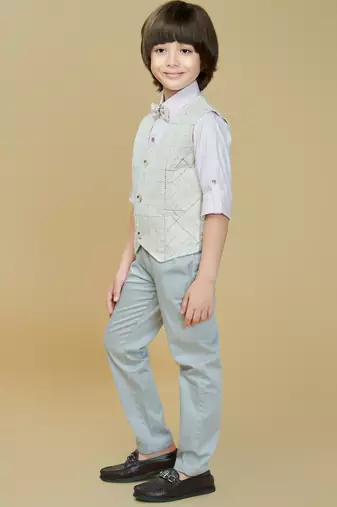 Cotton woven checks shirt trouser waistcoat set-offwhite