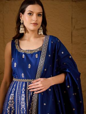 Women blue silk blend solid embroidered anarkali kurta bottom and dupatta 2