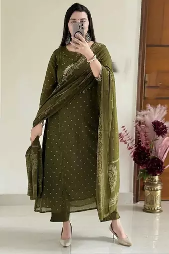 Green embroidery handwork & printed kurta  pant & dupatta set