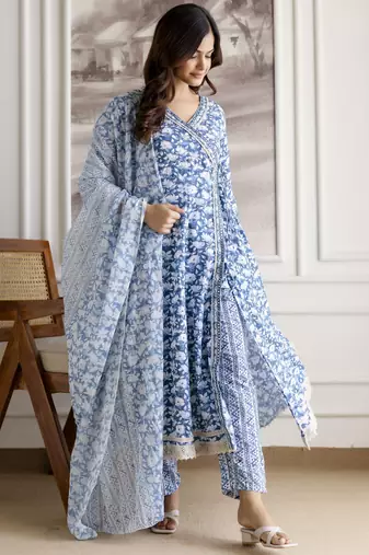 Trendmalls women's pure cotton embroidery work printed angrakha