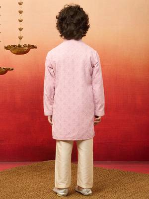 onion linen chikankari kurta pajama set  5