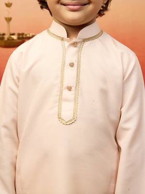  beige rayon elephant giraffe print kurta with cream pyjama set 2