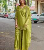 Women Gajji Slik Work Hand & Threadwork Short straight Kurta With Palazzo & Dupatta 